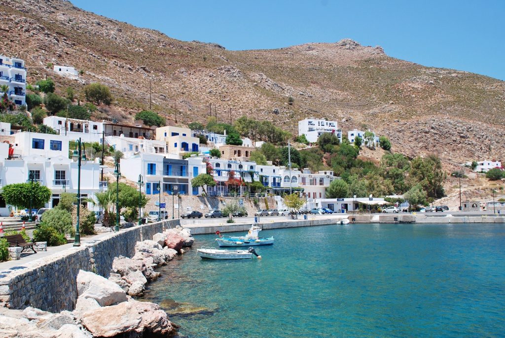 Θα «βυθιστούν» στο σκοτάδι; – Τα έξι ελληνικά νησιά που κινδυνεύουν με διακοπές ρεύματος το καλοκαίρι