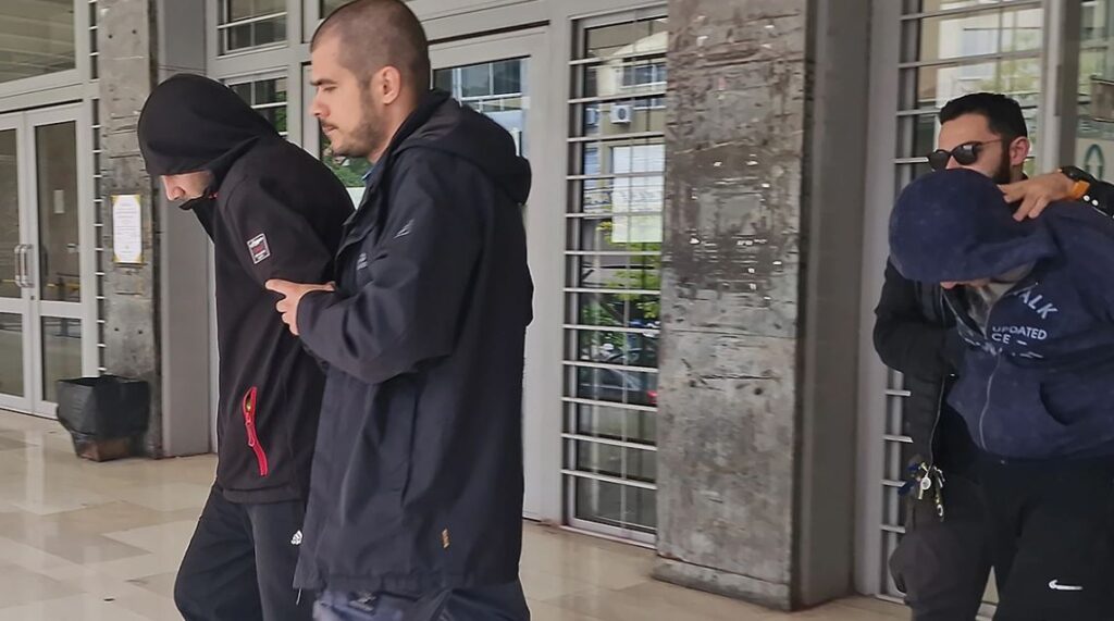 Θεσσαλονίκη: «Τον χτύπησα στο κεφάλι και τον ώμο» παραδέχθηκε ο ένας από τους δύο αδερφούς μετά τον θάνατο του 52χρονου