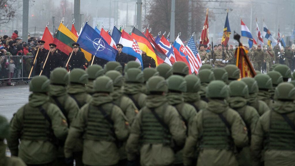 Το ΝΑΤΟ εκπονεί αμυντικό σχέδιο για πρώτη φορά από την λήξη του «Ψυχρού Πολέμου»: «Πρέπει να είμαστε προετοιμασμένοι»!