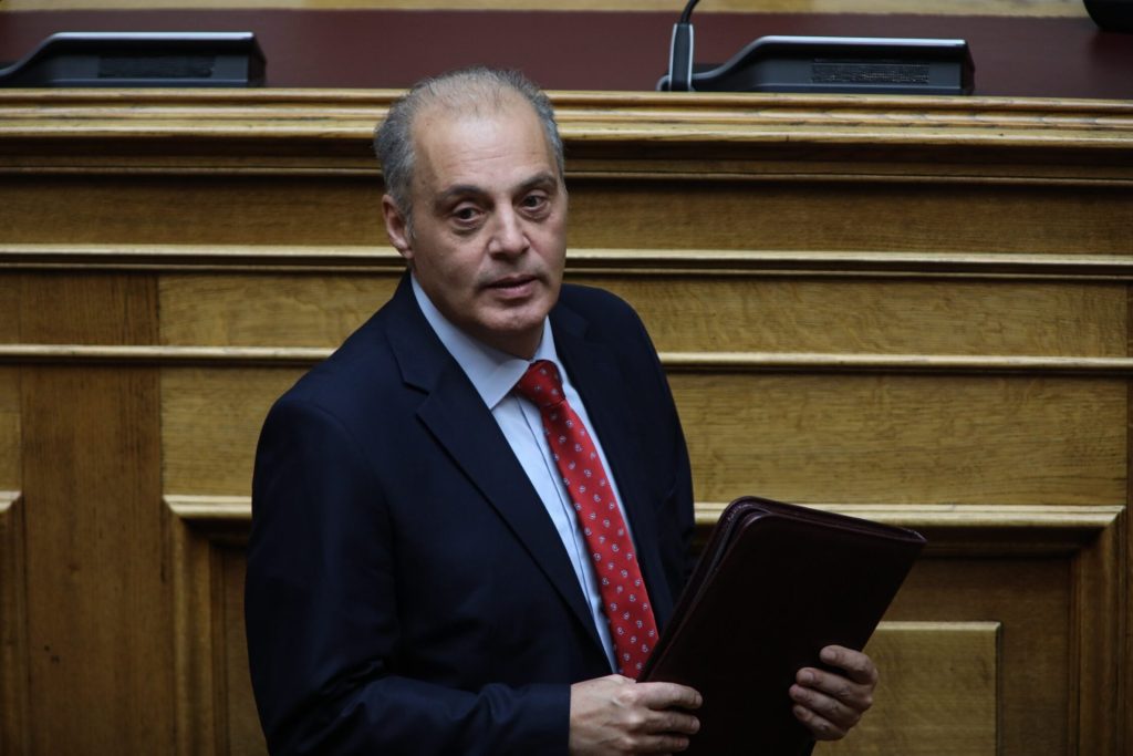 Κ.Βελόπουλος: «Μπορώ να δώσω στους Έλληνες συντάξεις 3.000 ευρώ»