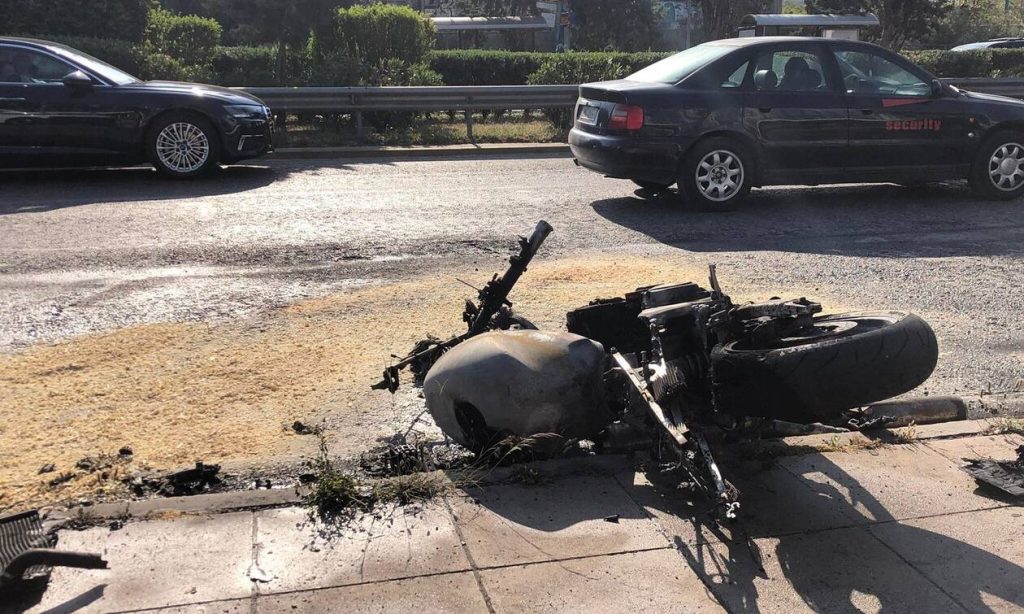 Βούλα: Ανετράπη μηχανή στη Βουλιαγμένης – Νεκρός ο 30χρονος οδηγός