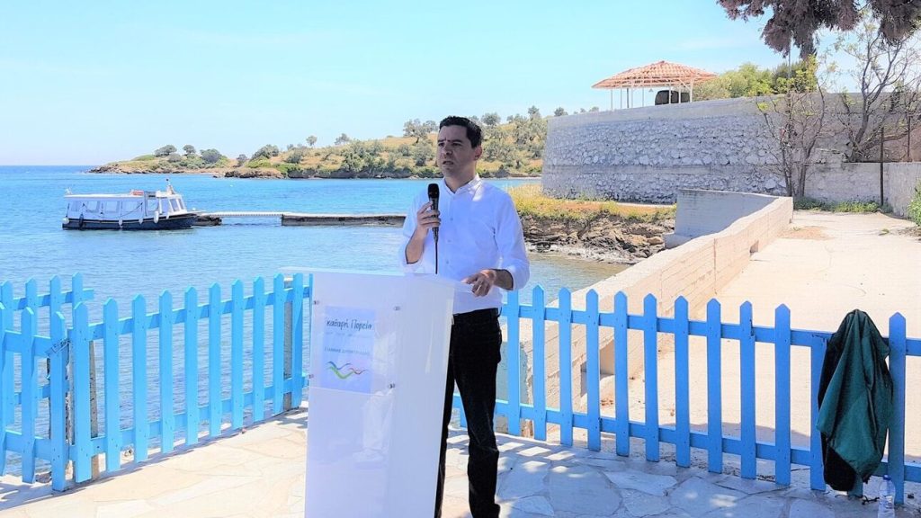 Ο δήμαρχος Πόρου καλεί τους κατοίκους να απέχουν από τις εκλογές – «Το νησί βρίσκεται με το πιστόλι στον κρόταφο»