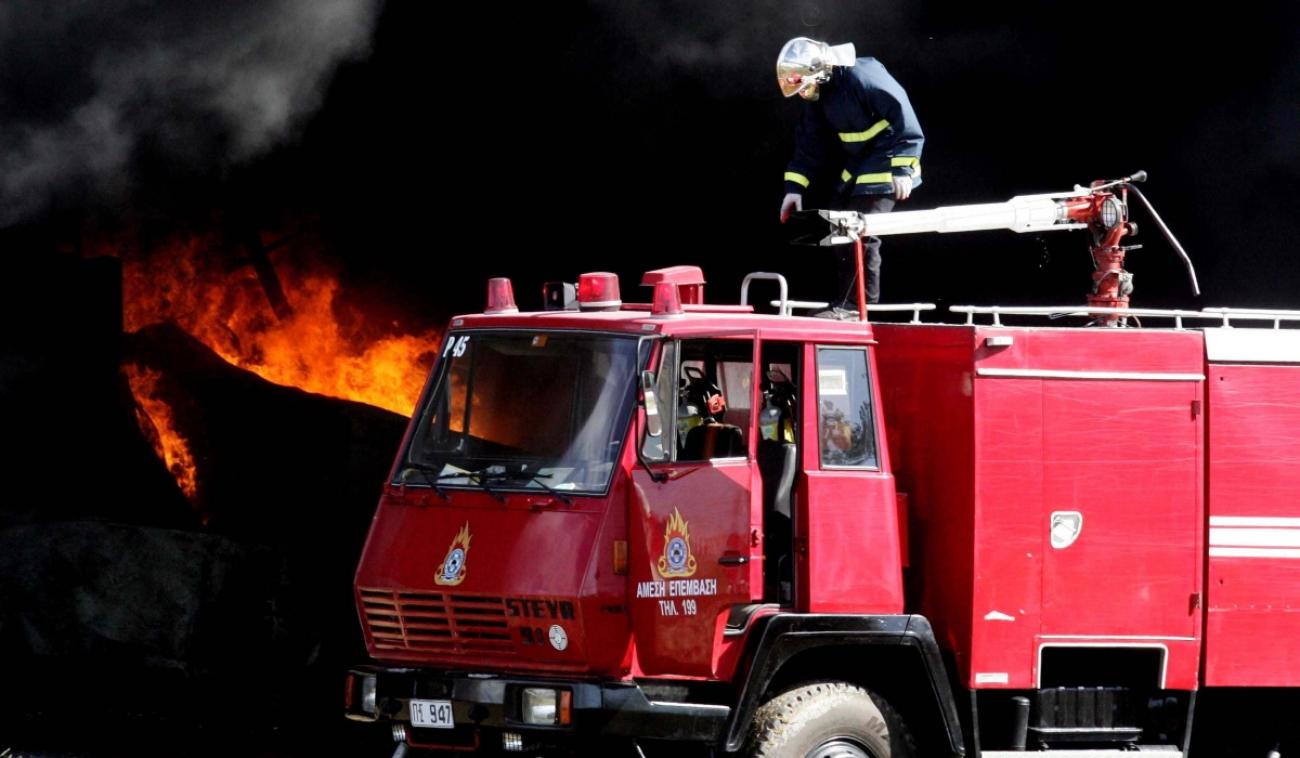 Κρήτη: Μπαρ στο Ηράκλειο έγινε «στάχτη» μετά από φωτιά