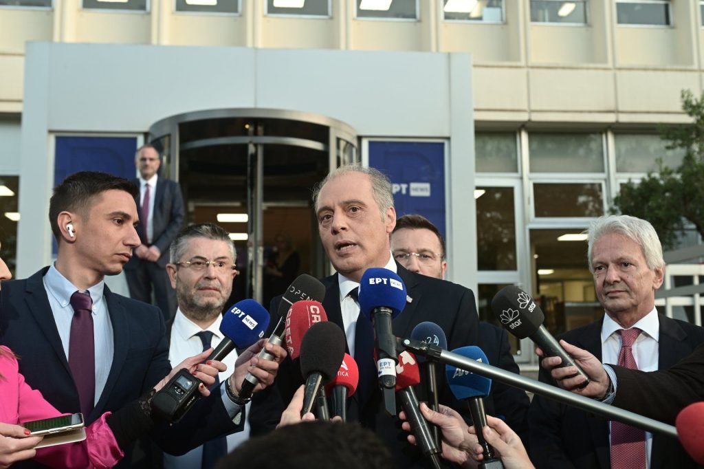 Κ.Βελόπουλος: Σειρά καταγγελιών για την εκλογική διαδικασία