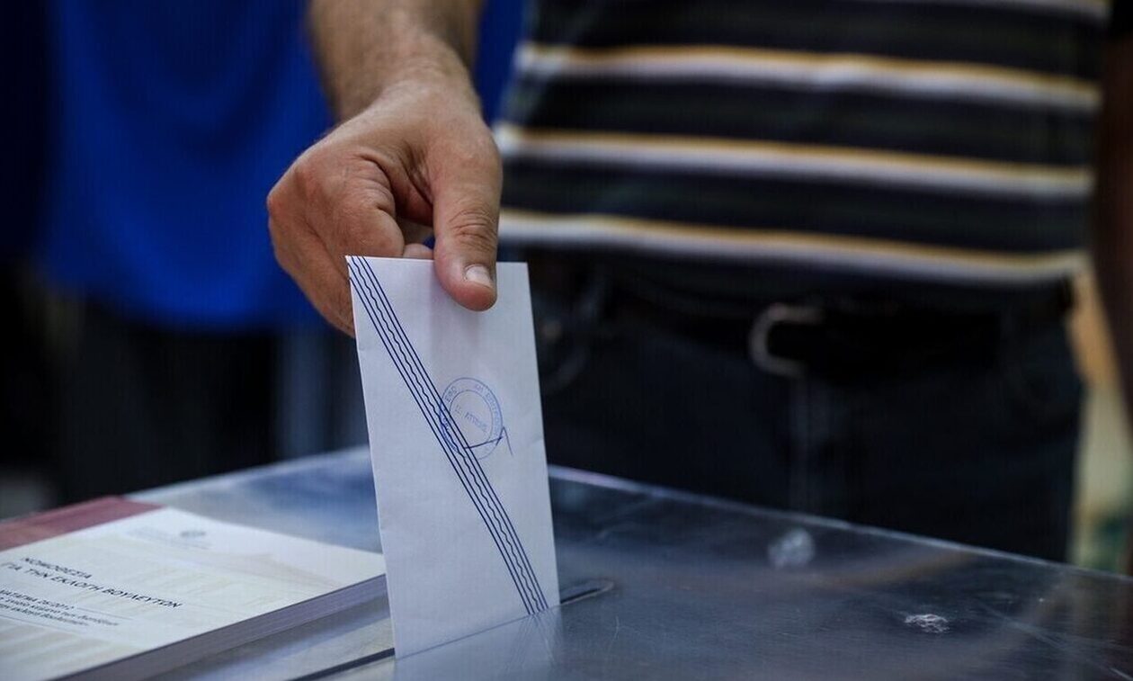 Εκλογές: Τα βήματα για να βρείτε που ψηφίζετε – Πόσοι σταυροί μπαίνουν στο ψηφοδέλτιο