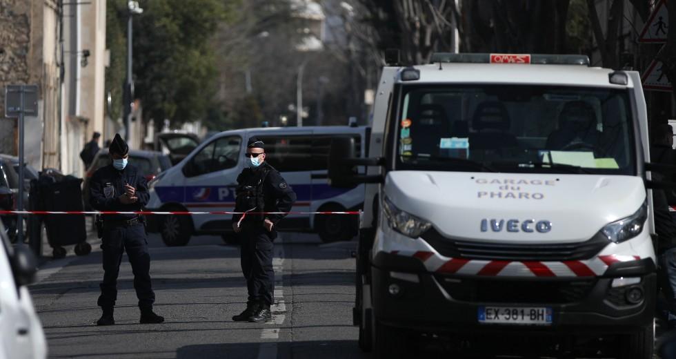 Γαλλία: Τρεις άνδρες δολοφονήθηκαν στο αυτοκίνητό τους στη Μασσαλία – Σχετίζονταν με το εμπόριο ναρκωτικών