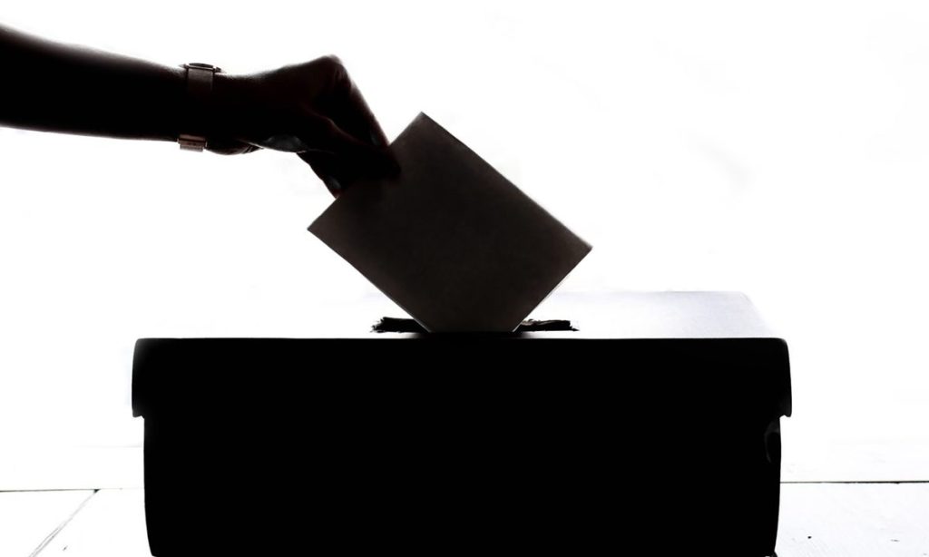 Εκλογές: Δεν εμφανίστηκαν τα μέλη της εφορευτικής επιτροπής σε Εκλογικό Τμήμα στην Πάτρα