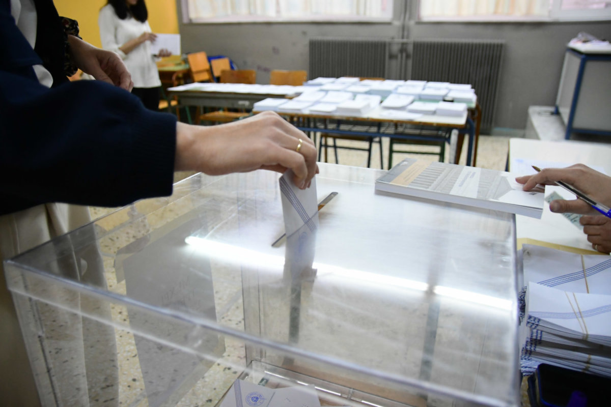 Εκλογική αντιπρόσωπος καταδικάστηκε για διατάραξη εκλογών στη Θεσσαλονίκη