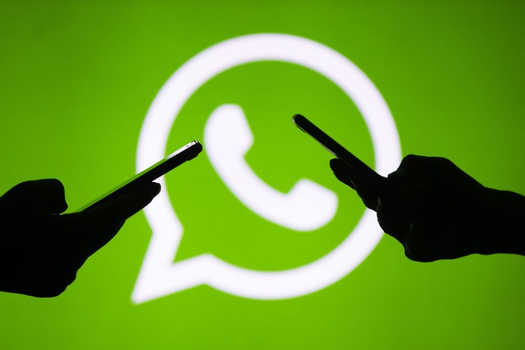 Το WhatsApp σας επιτρέπει πλέον να επεξεργάζεστε μηνύματα με χρονικό όριο 15 λεπτών
