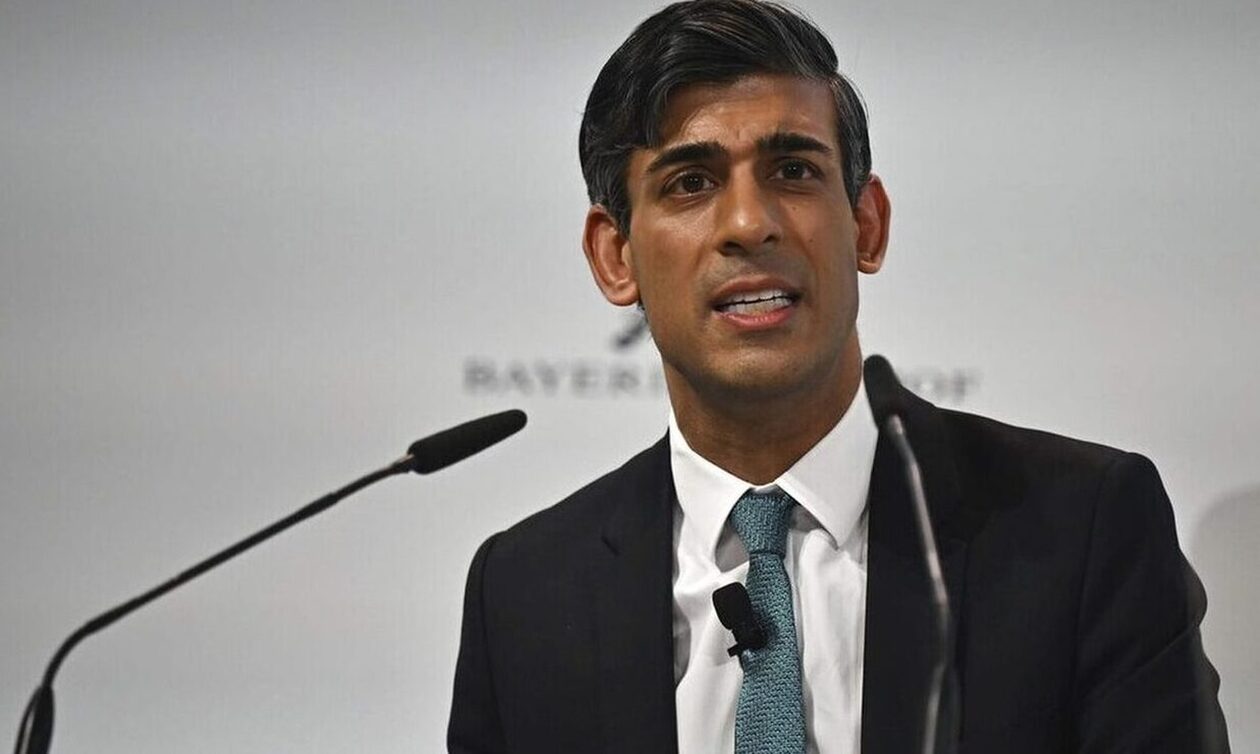 Ο Ρ.Σούνακ θέλει να μειώσει τη νόμιμη μετανάστευση στην Βρετανία – Το μέτρο που αφορά τους μεταπτυχιακούς
