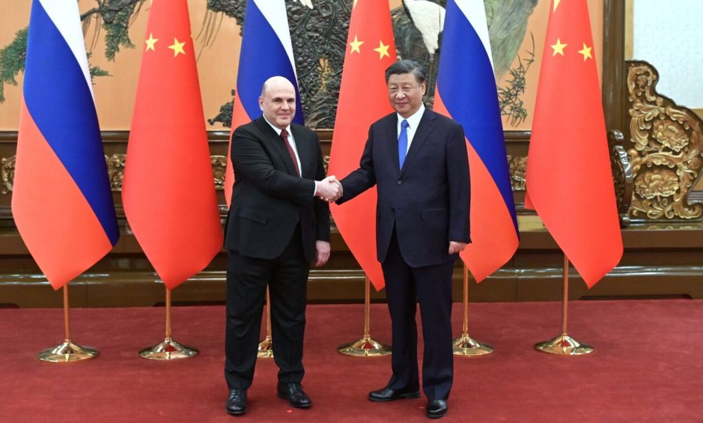 Ρωσία και Κίνα ενισχύουν τις σχέσεις τους – Το Πεκίνο δεσμεύεται για περαιτέρω βοήθεια