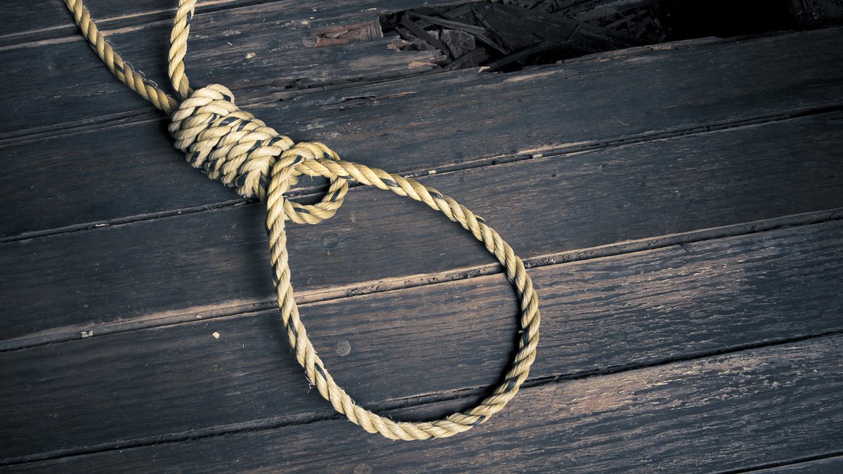 Τραγωδία στην Πάτρα: Απαγχονισμένος σε οικοδομή βρέθηκε 34χρονος