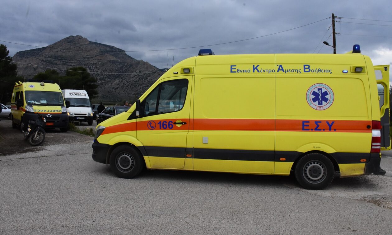 Πειραιάς: Νεκρός 40χρονος αλλοδαπός στο Μικρολίμανο – Έπεσε από ύψωμα σε υπαίθριο πάρκινγκ