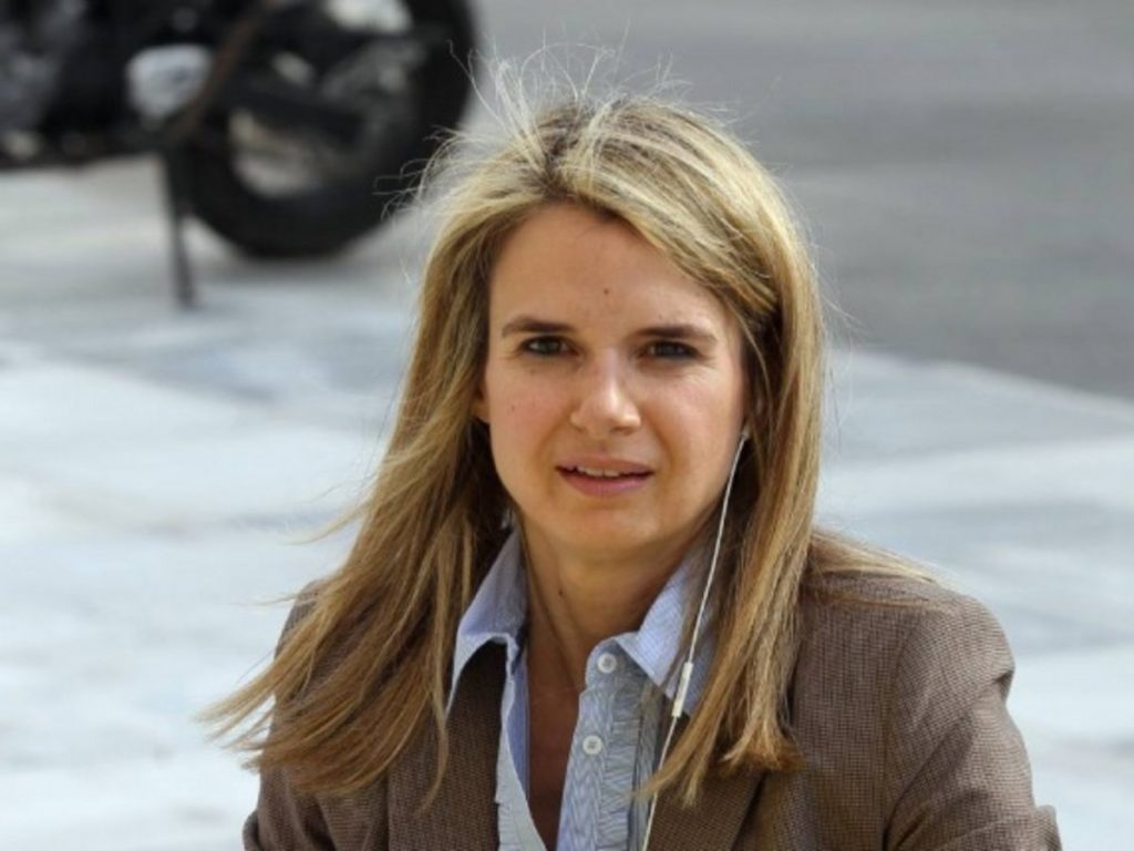 Μ.Αποστολάκη (ΠΑΣΟΚ): «Θα πούμε ναι σε συγκυβέρνηση με ΝΔ αλλά με πρωθυπουργό κοινής αποδοχής»