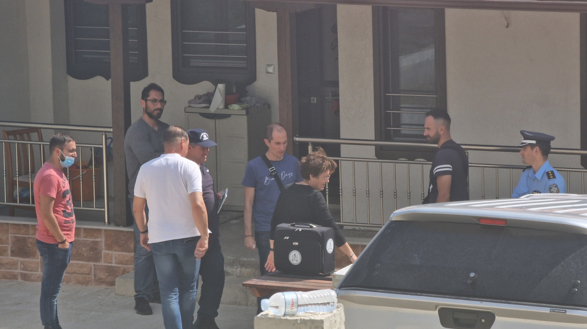 Έγκλημα στη Χαλκιδική: Τους γονείς του ζήτησε να δει ο 8χρονος που ήταν μπροστά στη δολοφονία της μητέρας του