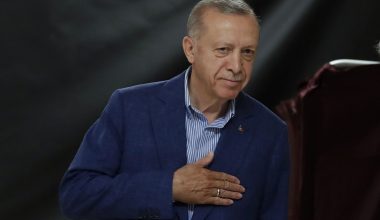 Τουρκία: Μεγάλος νικητής ο Ρ.Τ.Ερντογάν με 51,8% στον β’ γύρο των προεδρικών εκλογών – Γιατί επικράτησε (upd 4)