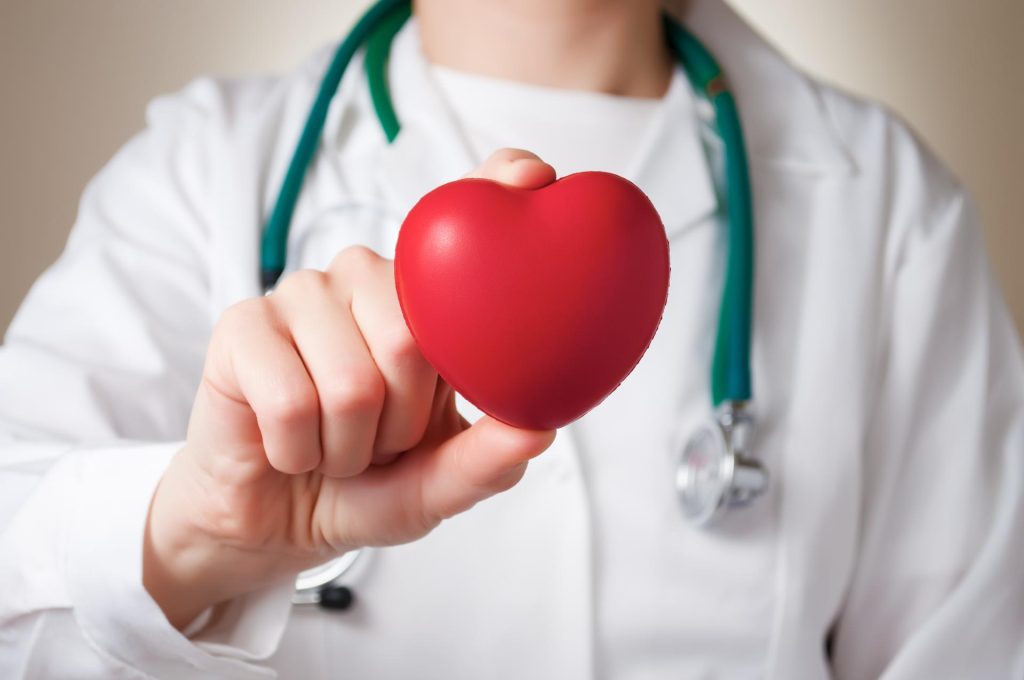 Αυτά είναι τα ασυνήθιστα «σημάδια» που στέλνει το σώμα όταν υπάρχει πρόβλημα στην καρδιά