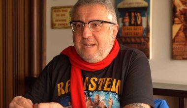 Στάθης Παναγιωτόπουλος: Έξαλλη η ιδιοκτήτρια του μαγαζιού που νοίκιαζε στην Αλόννησο – «Το άφησε σε μαύρο χάλι»
