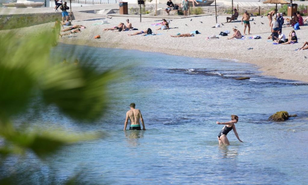 Οι παραλίες στην Αττική που έχουν κριθεί ακατάλληλες λόγω της ποιότητας των νερών