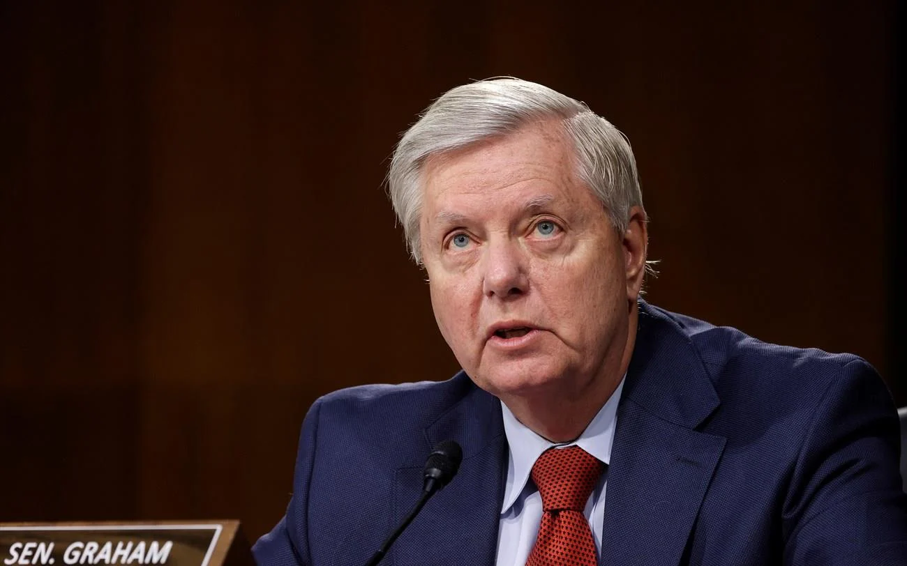 Λίντσεϊ Γκράχαμ: «Tις επόμενες ημέρες θα δείτε μία εντυπωσιακή προβολή ισχύος από τους Ουκρανούς»