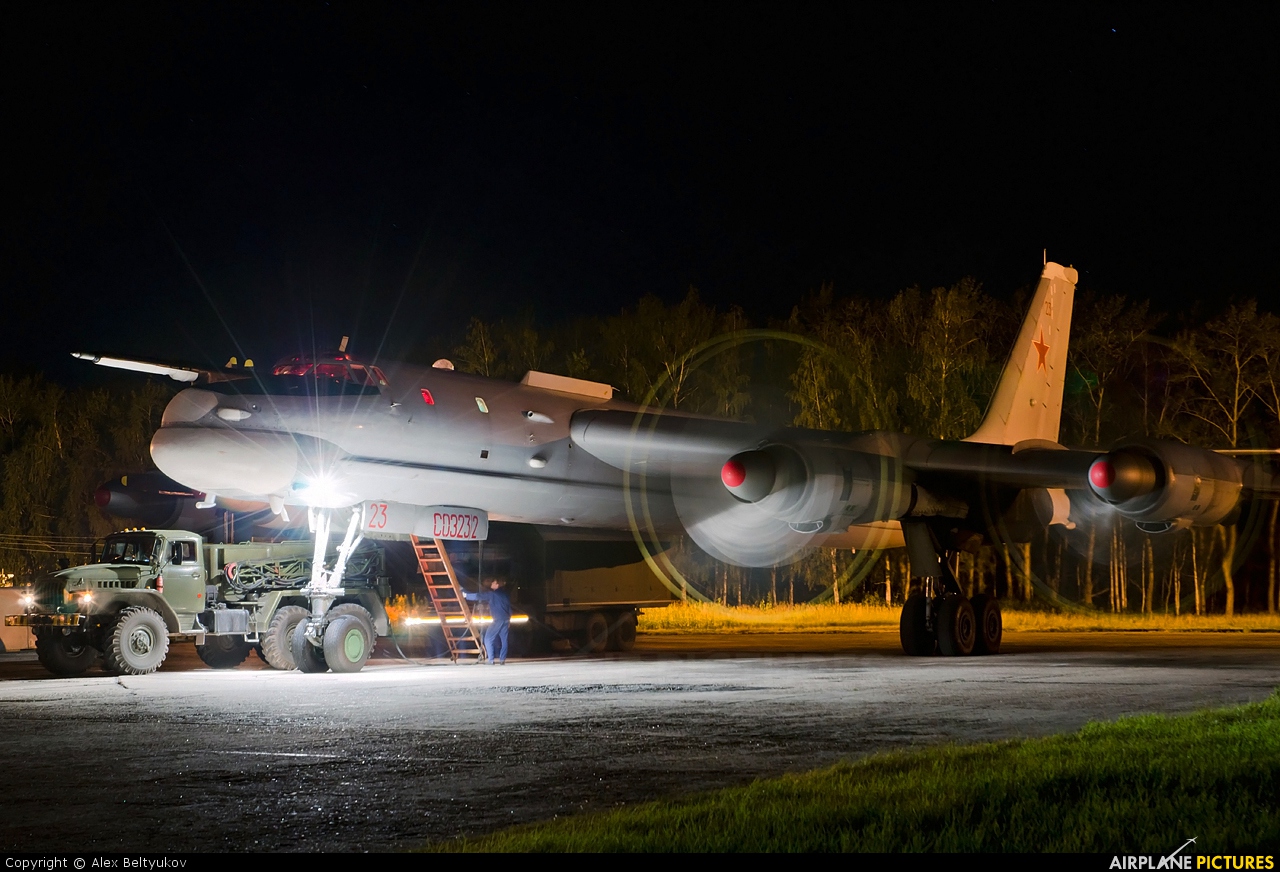 Απογειώθηκαν ρωσικά στρατηγικά βομβαρδιστικά Tu-95 με βλήματα cruise: Κατευθύνονται προς την Κασπία Θάλασσα (upd)