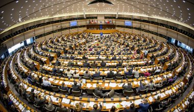 Επιφυλακτικό το Ευρωπαϊκό Κοινοβούλιο για την ανάληψη της προεδρίας της ΕΕ από την Ουγγαρία