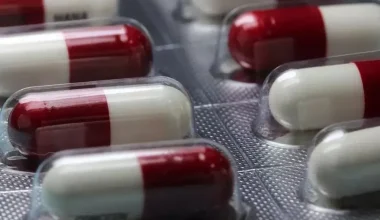 Ο ΕΟΦ προειδοποιεί: Προσοχή στα αντιβιοτικά με φθοριοκινολόνη