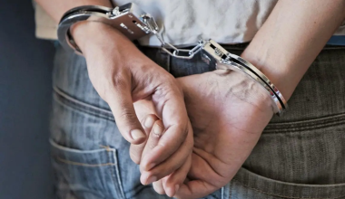 Κρήτη: Συνελήφθη 62χρονος Ισραηλινός στο αεροδρόμιο «Νίκος Καζαντζάκης» – Είχε κρύψει στη βαλίτσα του όπλο
