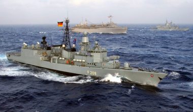 Γερμανός ΥΠΑΜ: «Το 2024 θα αναπτύξουμε δύο πολεμικά πλοία στην περιοχή Ινδικού – Ειρηνικού»