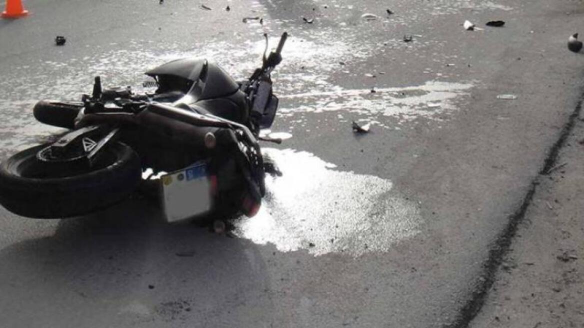 Σοβαρό τροχαίο ατύχημα στο Βόλο – Ακρωτηριάστηκε οδηγός μηχανής