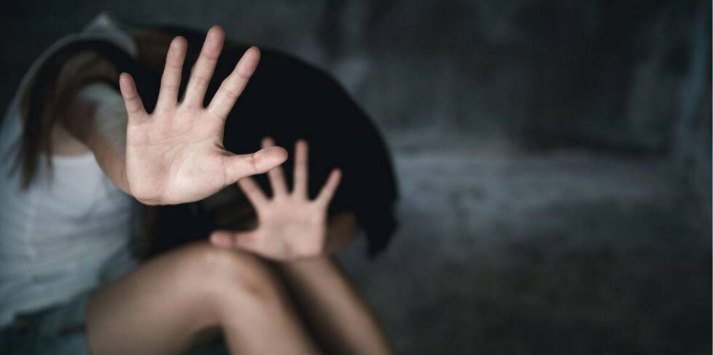 Ψυρρή: Χειροπέδες σε 50χρονο για βιασμό 14χρονου – Το νάρκωνε και τον κακοποιούσε επί 3 χρόνια