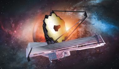 Το τηλεσκόπιο James Webb εντόπισε οργανικά μόρια στα 12 δισ. έτη φωτός από τη Γη (βίντεο)