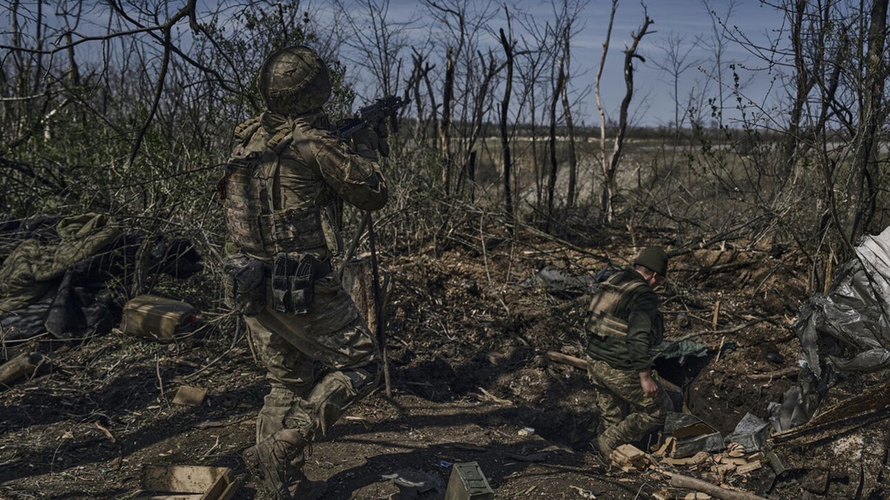 Ουκρανοί τραυματίες στις μάχες του Ντόνμπας παρακαλούν τους Ρώσους γιατρούς να τους πυροβολήσουν (βίντεο)