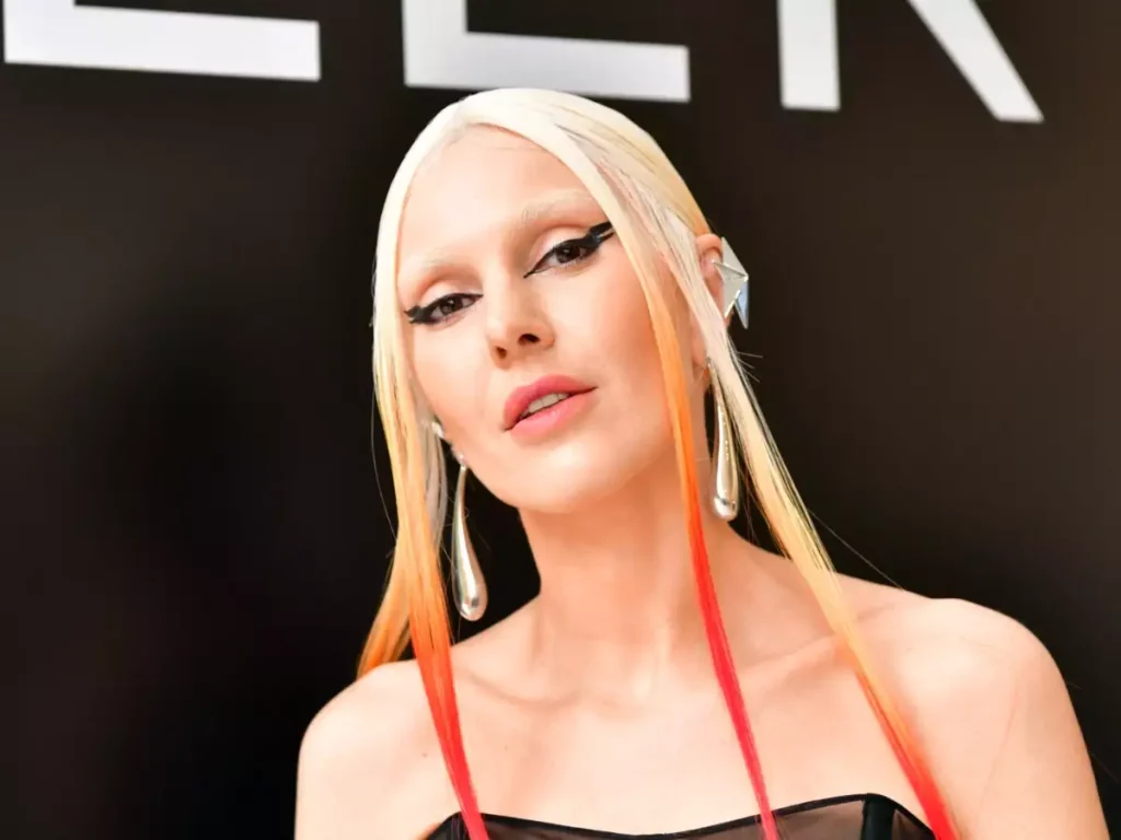 Η Τάμτα πήρε την ελληνική ιθαγένεια – «Δυσκολεύτηκα πολύ στο μάθημα της Ιστορίας»