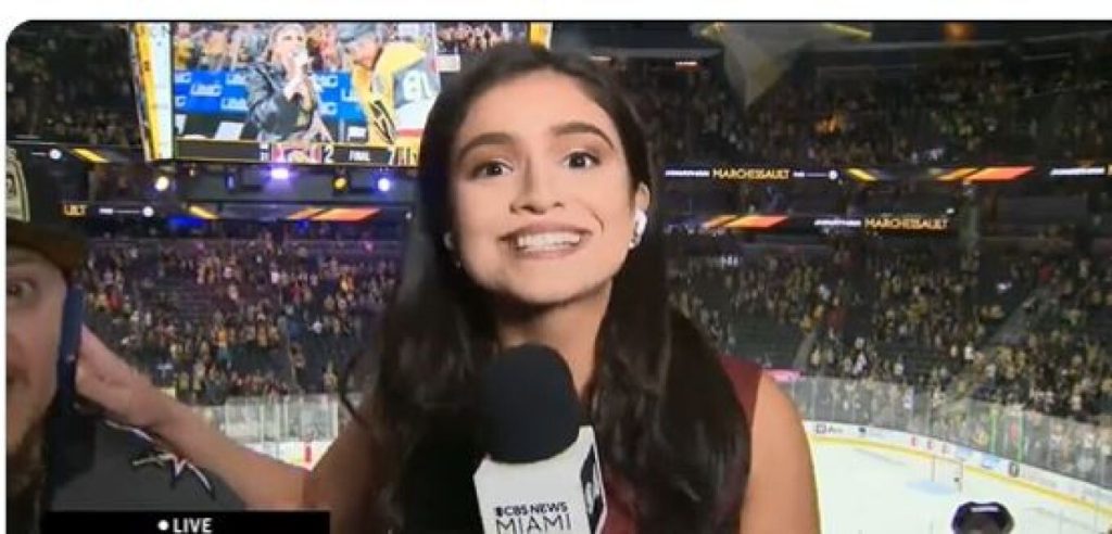 Ρεπόρτερ του CBS Miami έσπρωξε άνδρα για να μην μπει στο πλάνο της – «Είχα ενοχληθεί πολύ» (βίντεο)