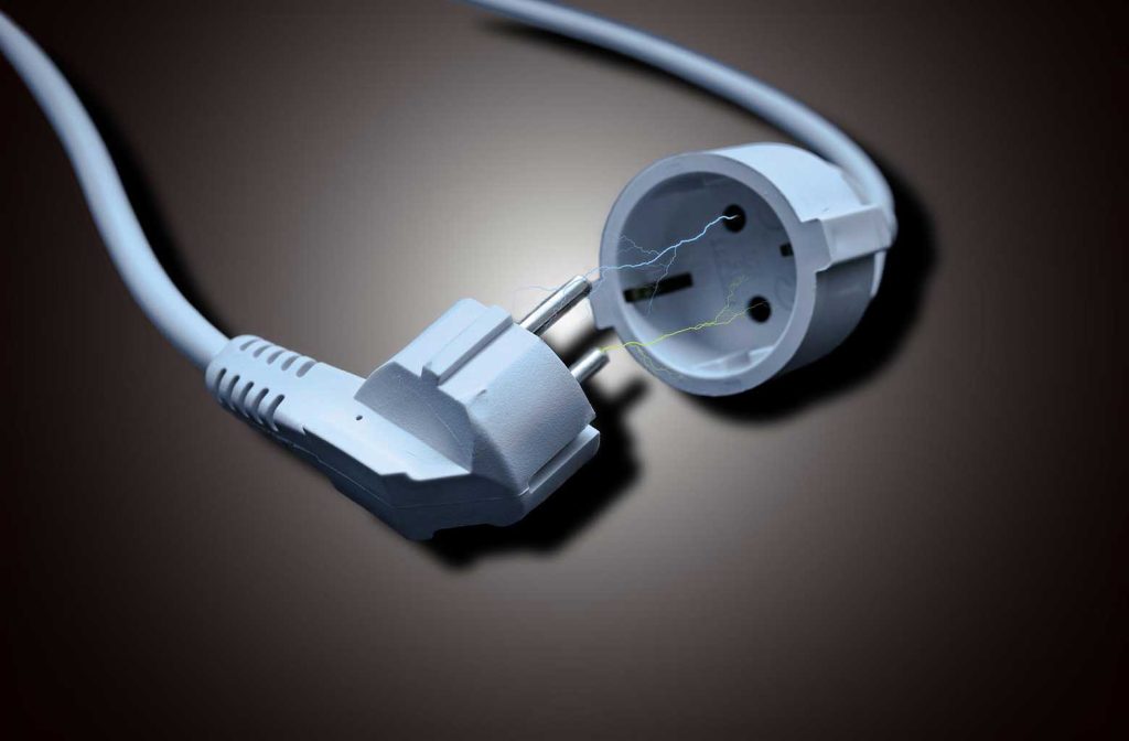 Για να μην σε «κάψει» ο λογαριασμός: Αυτές είναι οι συσκευές που «καίνε» το περισσότερο ρεύμα