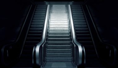 Τρομακτικό ατύχημα στη Νότια Κορέα: Κυλιόμενη σκάλα σε μετρό άλλαξε ξαφνικά φορά και τραυμάτισε 14 άτομα