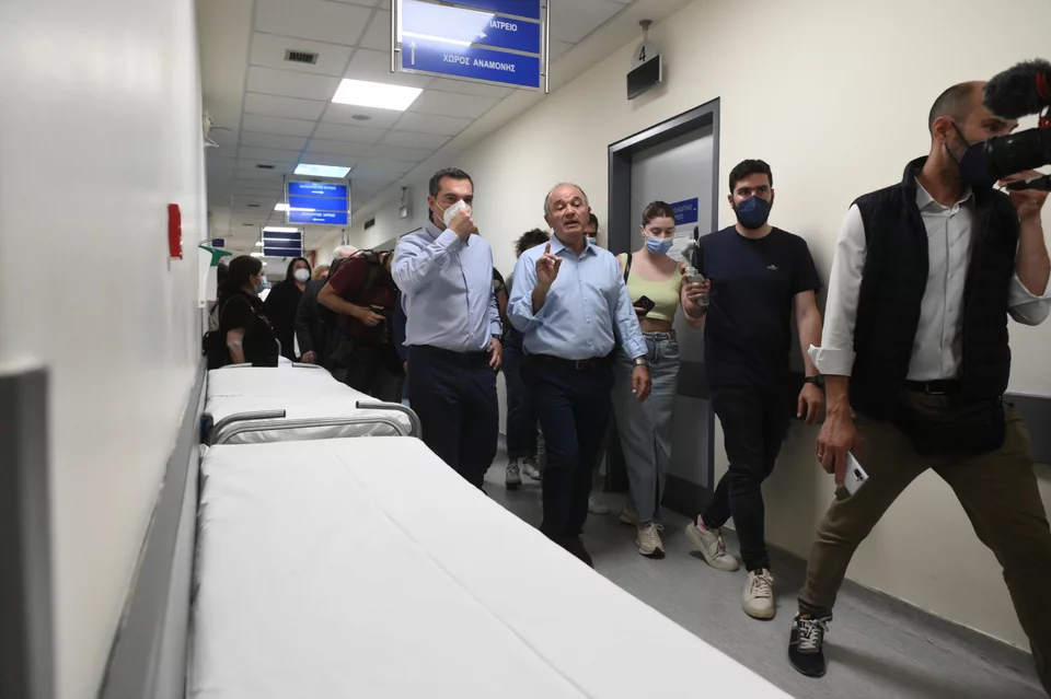 Α.Τσίπρας από «Λαϊκό νοσοκομείο»: «Βιώνουμε μέρες κατάρρευσης του ΕΣΥ»