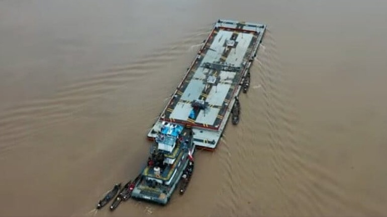 Περού: Αυτόχθονες κρατούν δυο πλοία – Το ένα φορτωμένο πετρέλαιο
