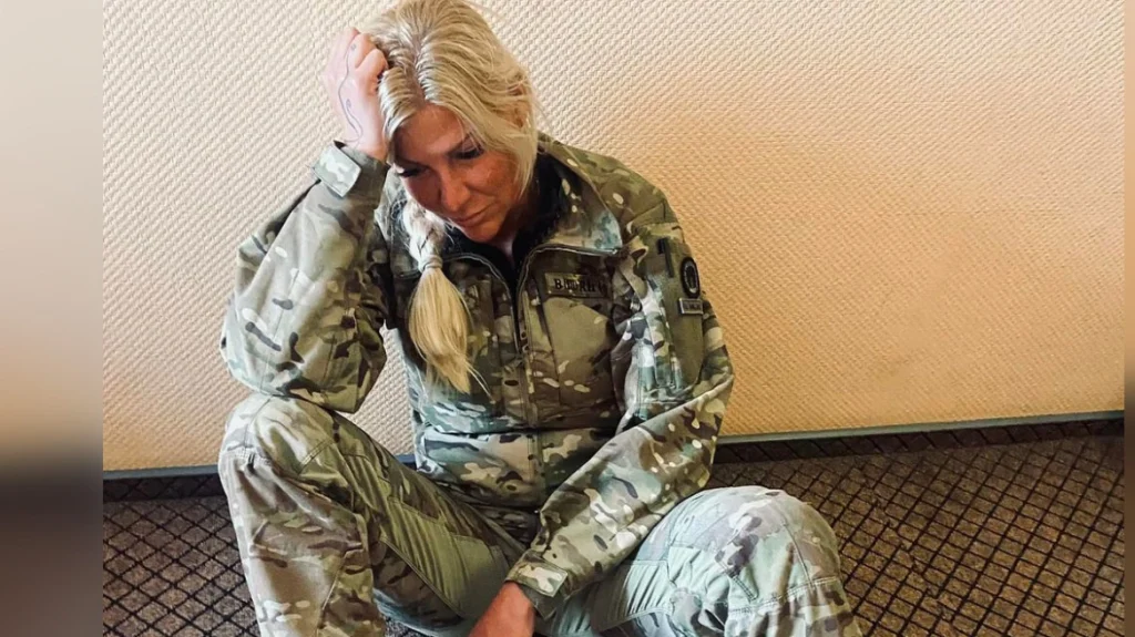 Προβληματισμένο το ρωσικό υπουργείο  Άμυνας: Σουηδή πολιτικός στην Ουκρανία για να συμμετάσχει στην ουκρανική επίθεση