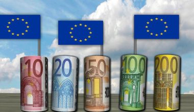 Το πολιτικό διακύβευμα των φετινών εκλογών είναι το πώς και ποιος θα διαχειριστεί τα δισ. ευρώ του Ταμείου Ανάκαμψης