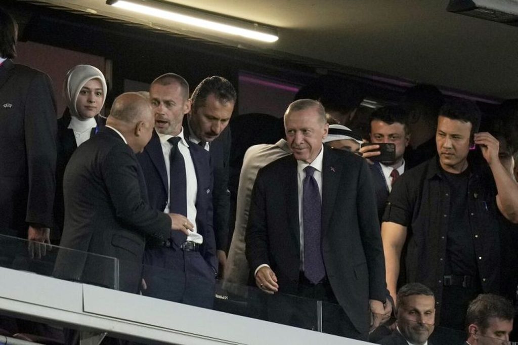 Τελικός Champions League: Στα επίσημα του «Κεμάλ Ατατούρκ» ο Ρ.Τ.Ερντογάν (φώτο)