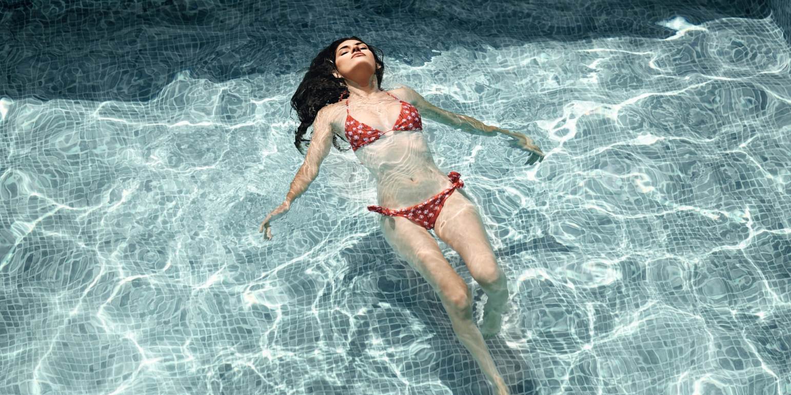 Καλύτερα να το αποφεύγετε: Δείτε για ποιο λόγο δεν πρέπει να μένετε ποτέ με βρεγμένο μαγιό