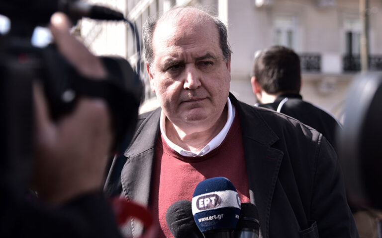 Ν.Φίλης: «Απολύτως σωστό που κατεβάζουμε Οζγκιούρ και Ζεϊμπέκ στη Θράκη»