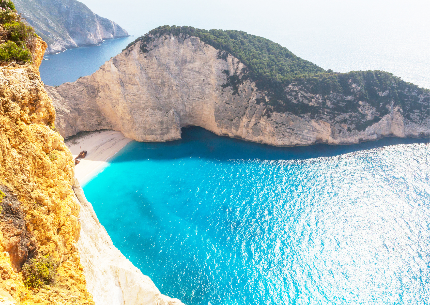 Ζάκυνθος: Απαγορεύεται και επίσημα το κολύμπι στο «Ναυάγιο»