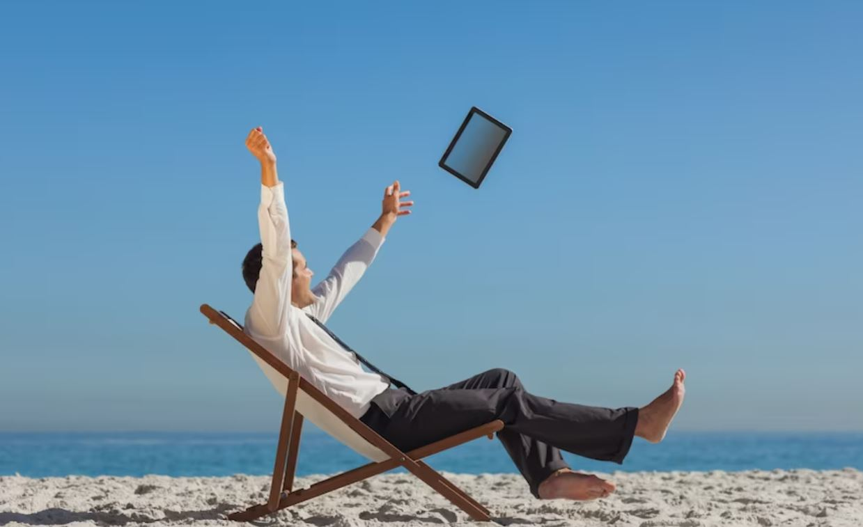 Καλοκαιρινή άδεια: Πόσες μέρες ανάπαυσης δικαιούνται οι εργαζόμενοι και τι επίδομα θα λάβουν