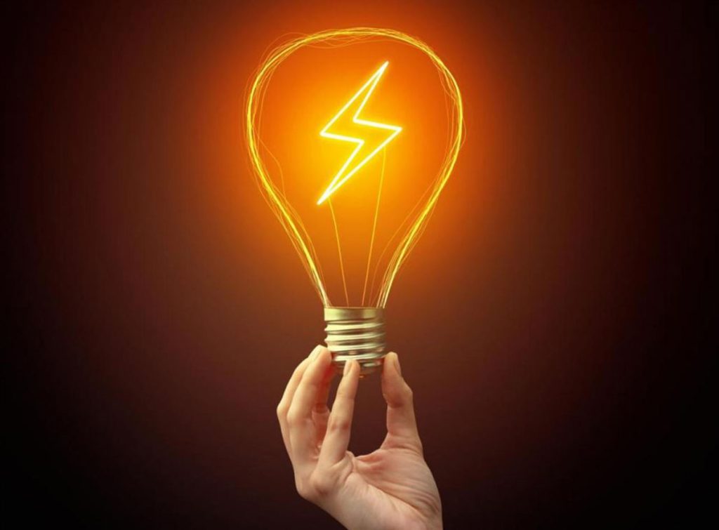 Ηλεκτρικό ρεύμα: Δείτε τι αλλάζει από την 1η Οκτωβρίου στα τιμολόγια – Χωρίς «πέναλτι» η αλλαγή προμηθευτή