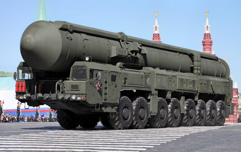 Ρώσος πολιτικός αναλυτής ζητά προληπτικό πυρηνικό πλήγμα κατά της Δύσης