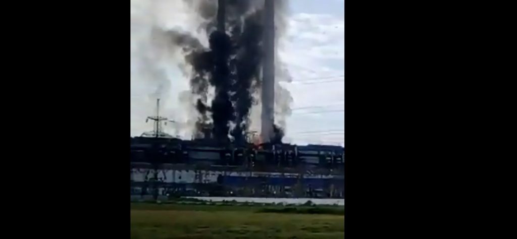 Στις φλόγες ο περιφερειακός σταθμός παραγωγής ηλεκτρικής ενέργειας του Νοβοκερκάσκ (βίντεο)