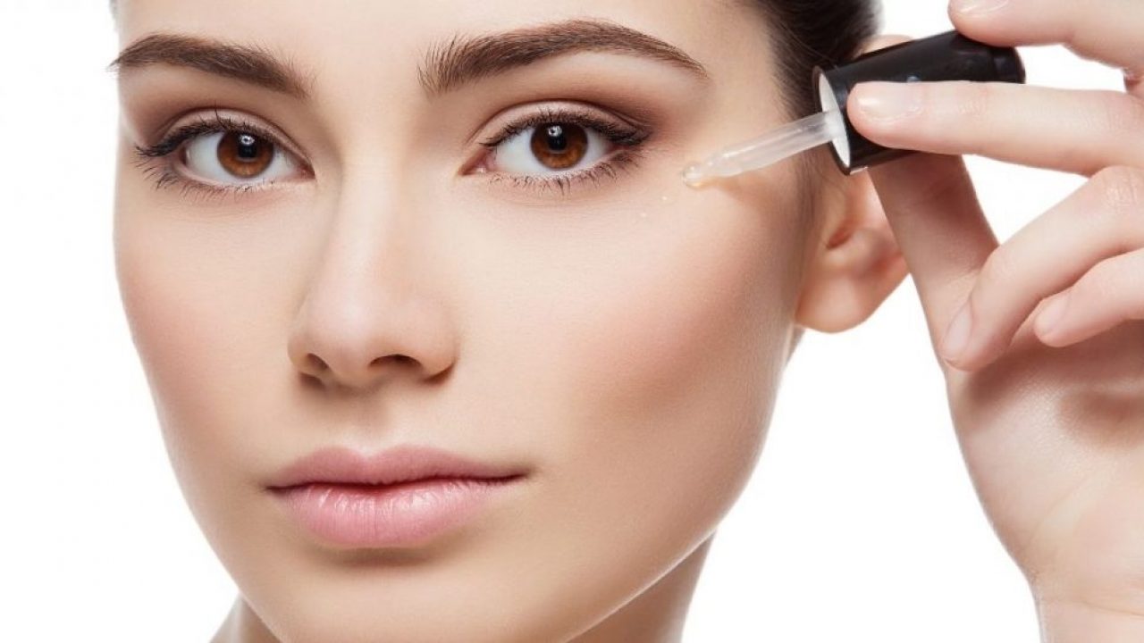 Ξηρό δέρμα: Δείτε πώς μπορεί να σας βοηθήσει το υαλουρονικό οξύ